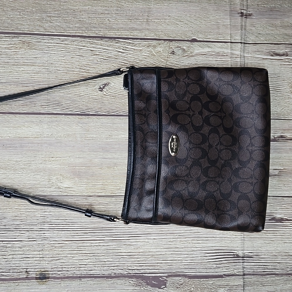 Rehab Coach Bag Brown